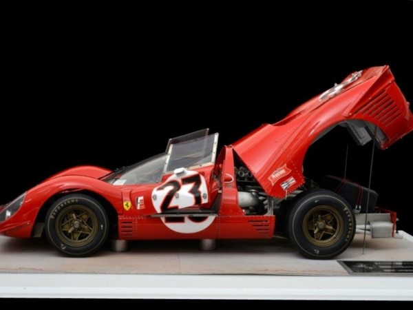 Ferrari 330P4 Daytona 1967 Muse collection - Suber Factory