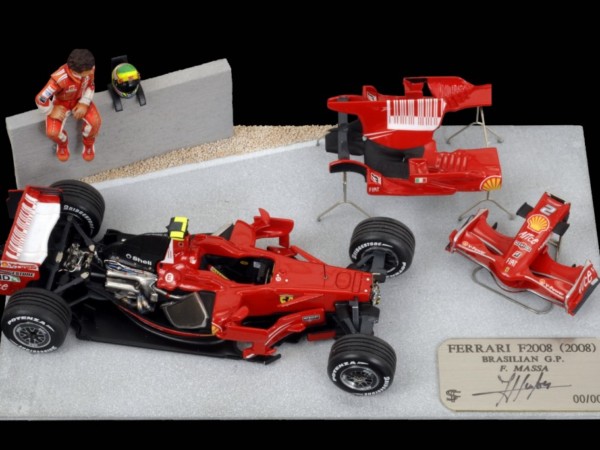 Ferrari F2008 (2008) 1/43 Brasil GP - F. Massa Ferrari F2008 (2008) 1/43 Brasil GP - F. Massa