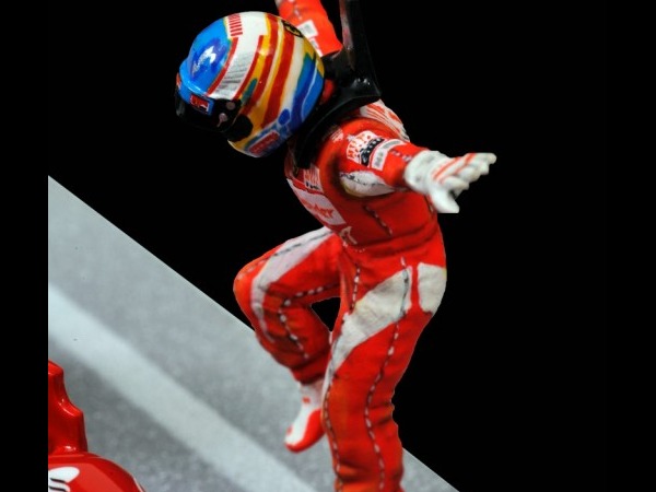 Ferrari F10 (2010) 1/43 Bahrain GP - F. Alonso Ferrari F10 (2010) 1/43 Bahrain GP - F. Alonso