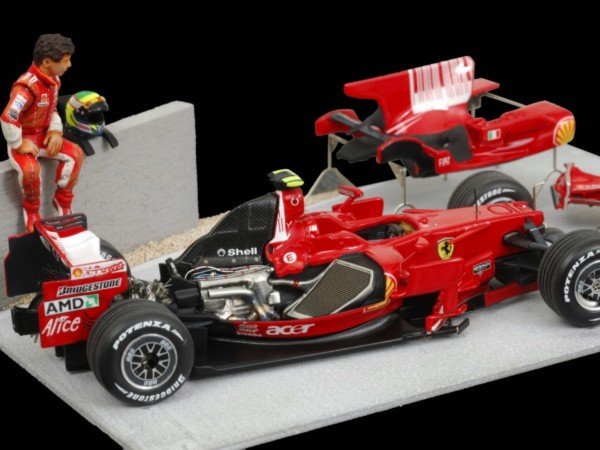 Ferrari F2008 (2008) 1/43 Brasil GP - F. Massa Ferrari F2008 (2008) 1/43 Brasil GP - F. Massa