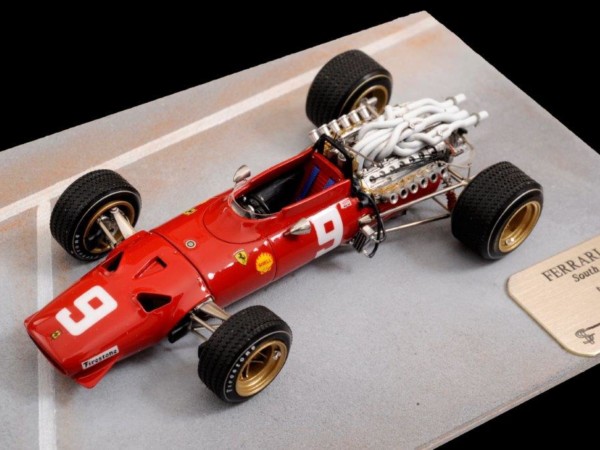 Ferrari 312 (1968) 1/43 South Africa GP - Jacky Ickx Ferrari 312 (1968) 1/43 South Africa GP - Jacky Ickx