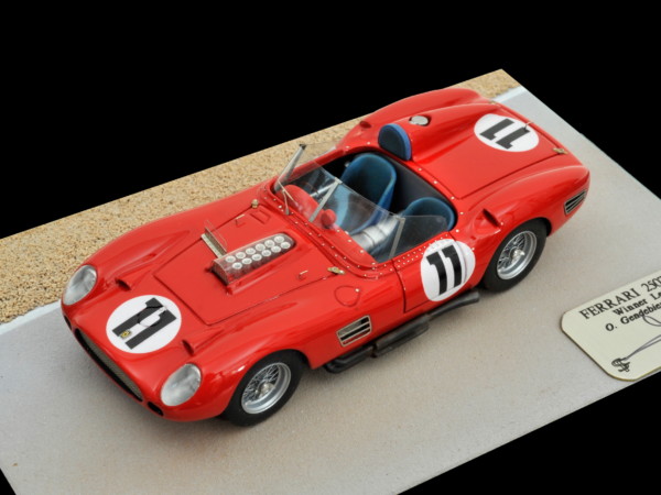 Ferrari 250 TR (1960) 1/43 #11 Ferrari 250 TR (1960) 1/43 #11