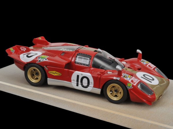 Ferrari 330P4 Spider (1967) 1/43 Brands Hatch Ferrari 330P4 Spider (1967) 1/43 Brands Hatch