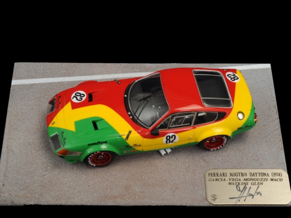 Ferrari 365 GTB/4 (1974) 1/43 Daytona "Bob Marley" Ferrari 365 GTB/4 (1974) 1/43 Daytona "Bob Marley"