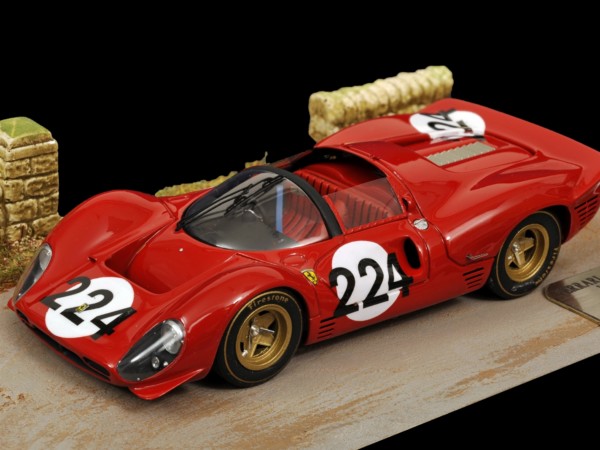 Ferrari 330P4 Spider (1967) 1/43 Targa Florio Ferrari 330P4 Spider (1967) 1/43 Targa Florio