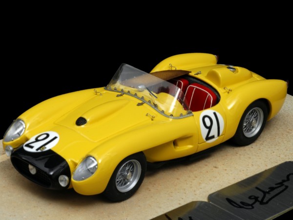 Ferrari 250 TR (1958) 1/43 #21 ecurie Franco Ferrari 250 TR (1958) 1/43 #21 ecurie Franco