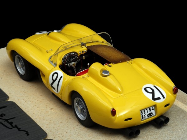 Ferrari 250 TR (1958) 1/43 #21 ecurie Franco Ferrari 250 TR (1958) 1/43 #21 ecurie Franco