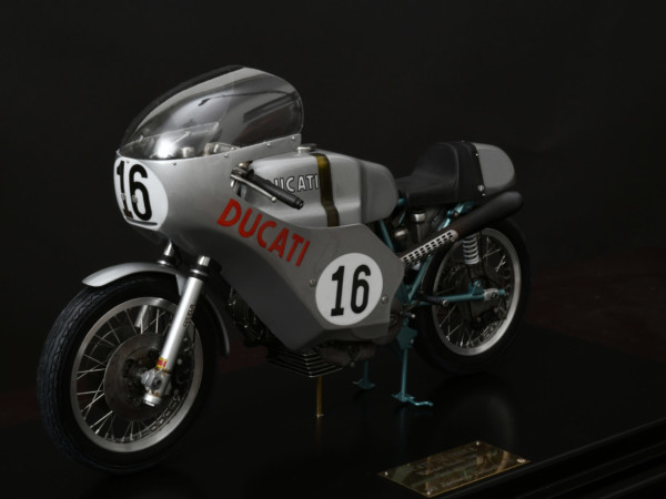 Ducati 750 Super Sport Imola (1973) Ducati 750 Super Sport Imola (1973)